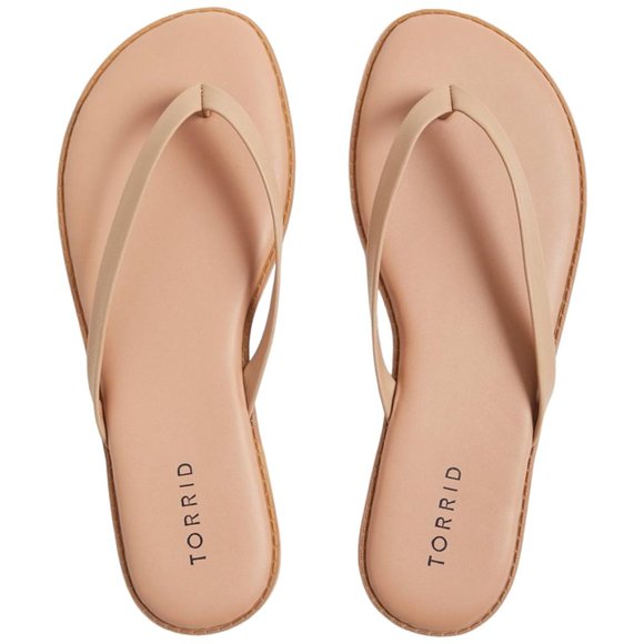 torrid Shoes - TORRID Faux Leather Flip Flop Beige Tan 11WW NEW